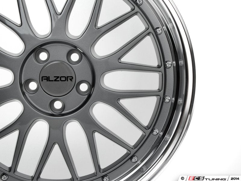 18" Style 020 Wheels - Set Of Four