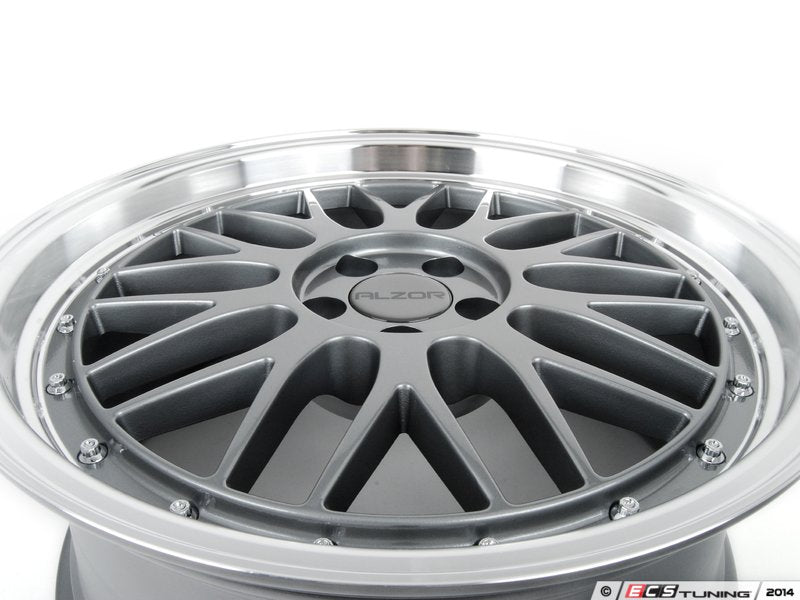 18" Style 020 Wheels - Set Of Four