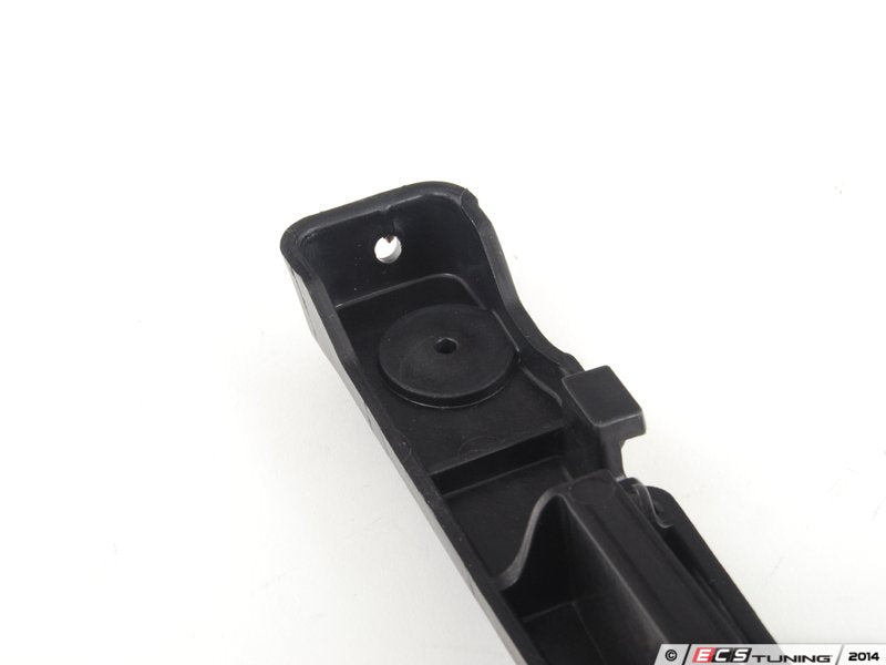 Front bumper Lateral Guide - Upper