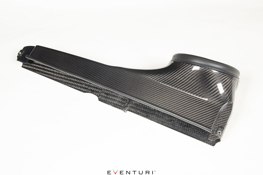 Eventuri VW Golf MK8 GTI Black Carbon Intake System