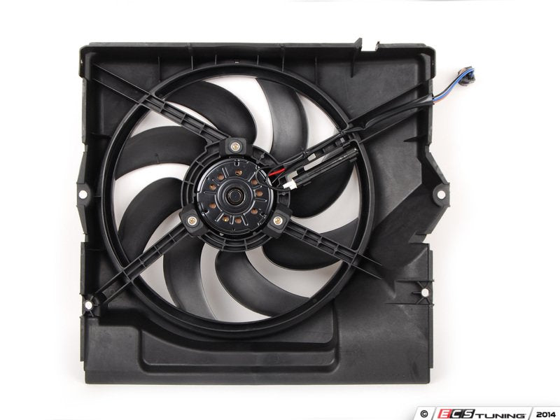 Auxiliary Fan Assembly With Shroud