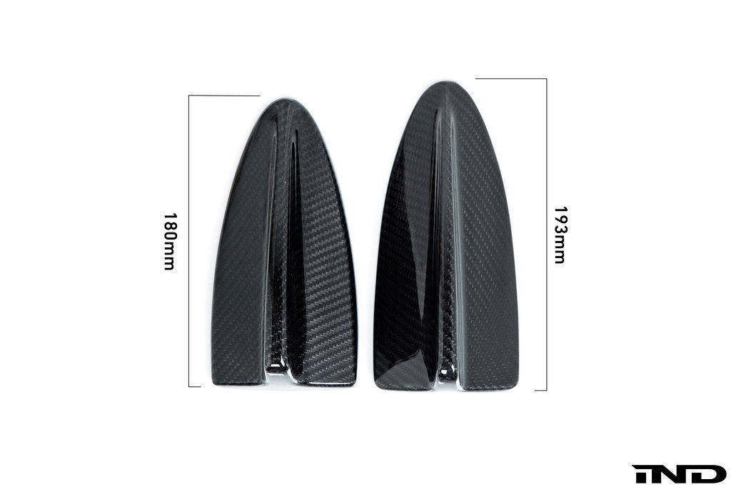 AutoTecknic E82 1M / E9X M3 Dry Carbon Roof Antenna Cover