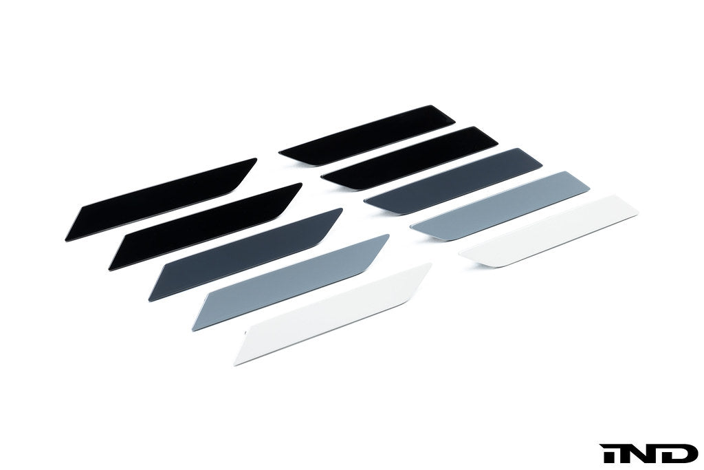 IND G90 / G99 M5 Painted Rear Bumper Reflector Set