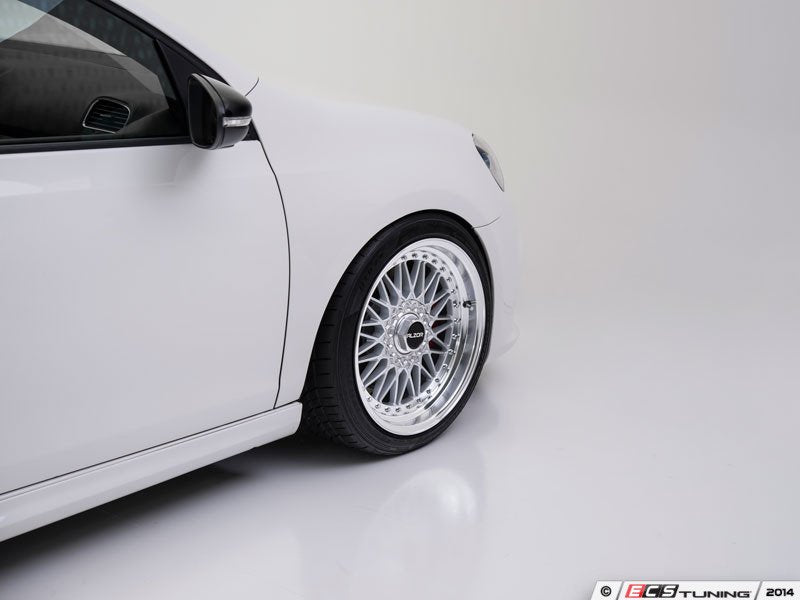 18" Style 010 Wheels - Set Of Four