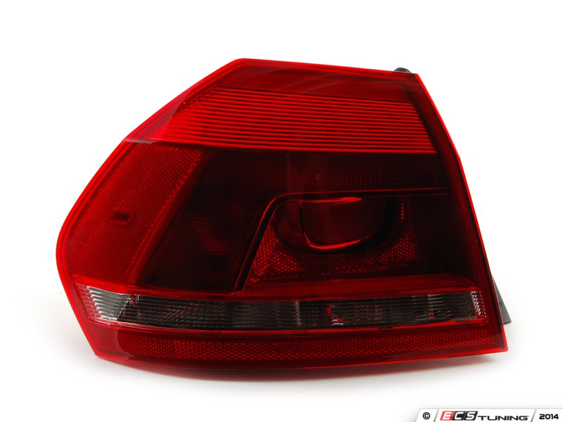 Outer Tail light - left