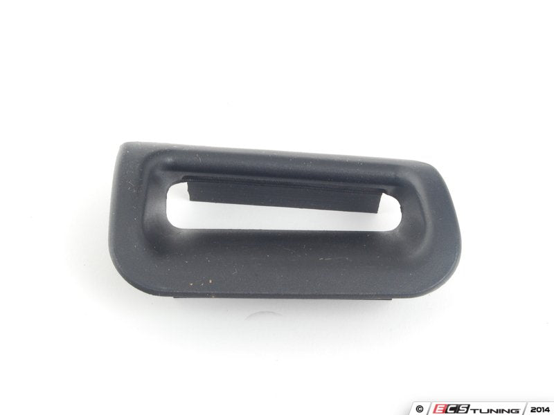 Rear Seat Belt Outlet trim - Black