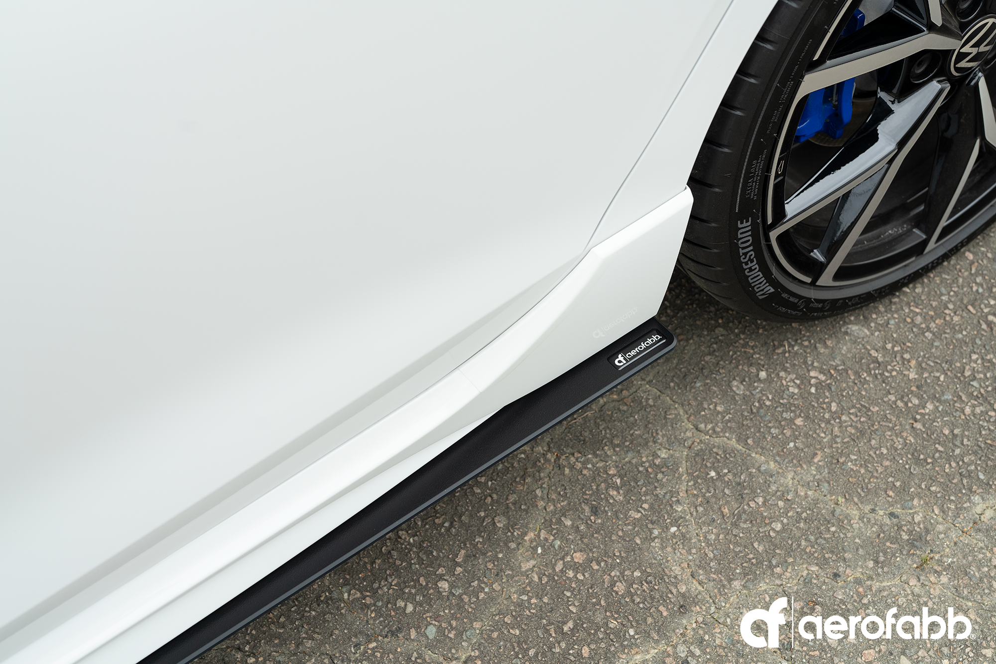 Side Splitters (VW MK8 GOLF R)