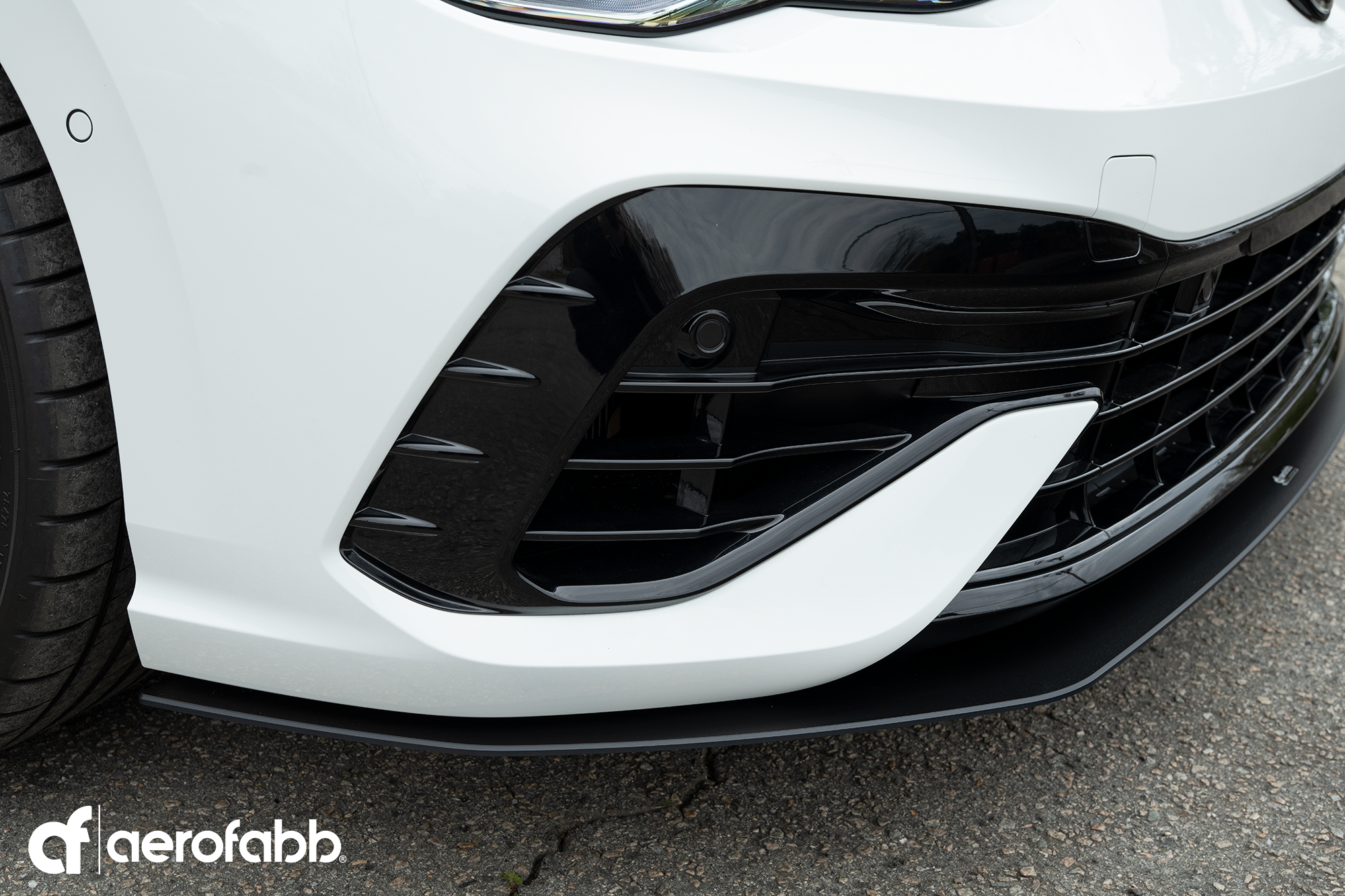 V2 Front Splitter (VW MK8 GOLF R)