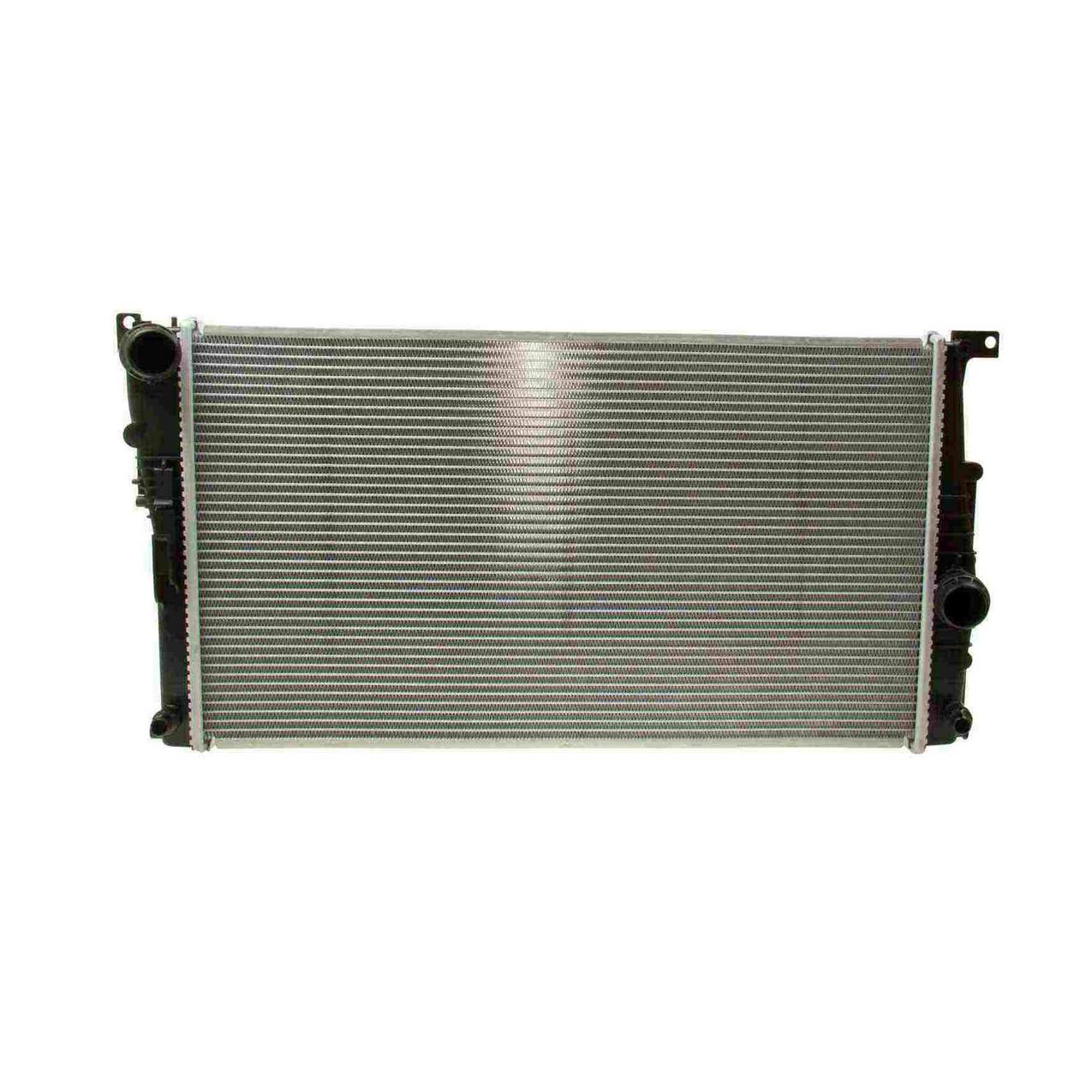 BMW Radiator (w/ Auto Trans) 17118672104 – Nissens 60817