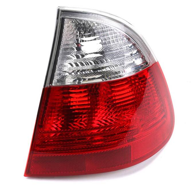 Tail Light Assembly – Passenger Side (Clear)