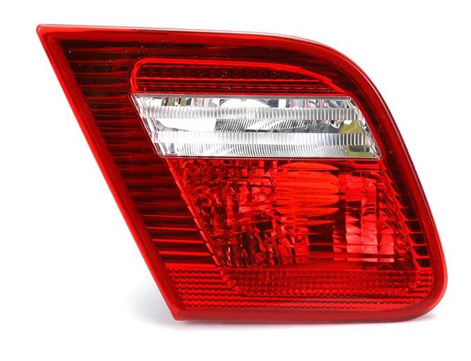 Tail Light Assembly – Driver Side Inner