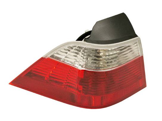 Tail Light Assembly – Driver Side (w/ Clear Turnsignal Lens)