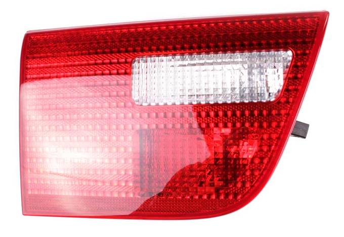 Tail Light Assembly – Driver Side Inner