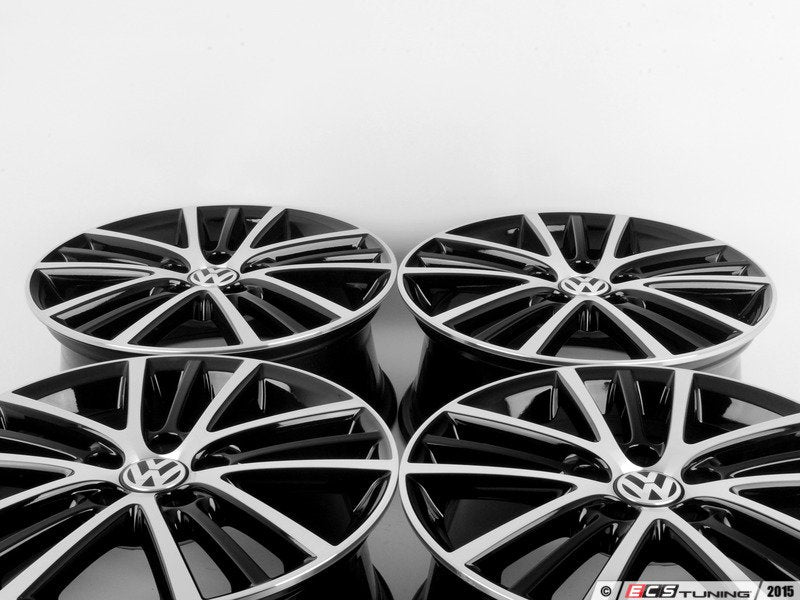 17" Onyx Wheel - Set Of Four - Black