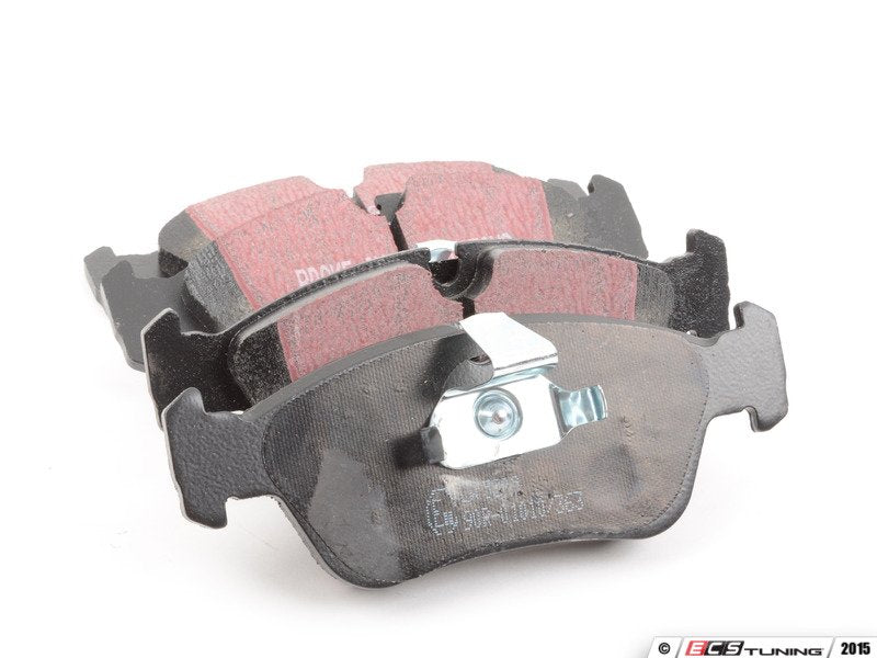 Front Ultimax Brake Pad Set