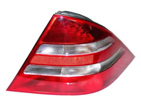 Mercedes Tail Light Assembly – Passenger Side Outer 2208200264 – ULO 684802