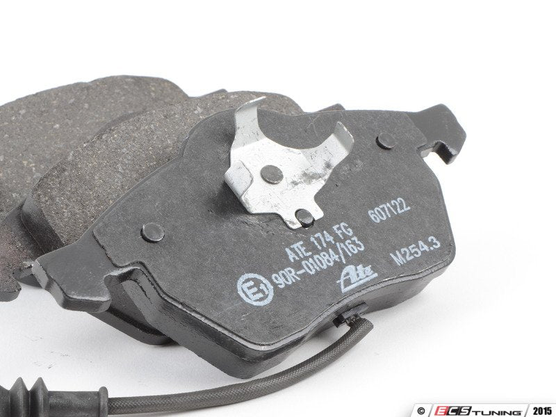 Front Brake Pad Set