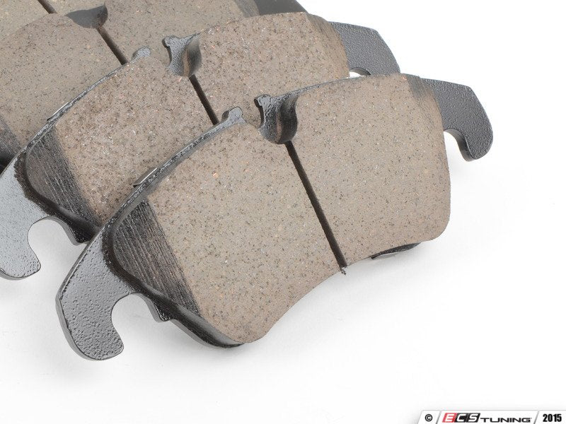 Front Euro Ceramic Brake Pad Set (EUR1322)