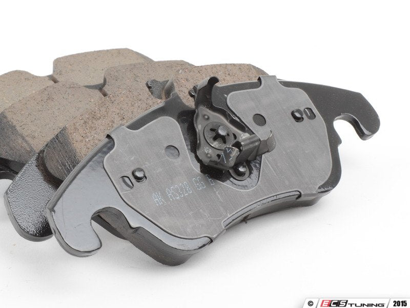 Front & Rear Euro Ceramic Brake Pad Kit