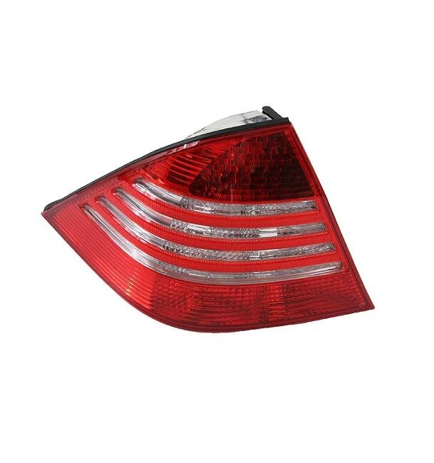 Mercedes Tail Light Assembly – Driver Side 2208201966 – ULO 729801