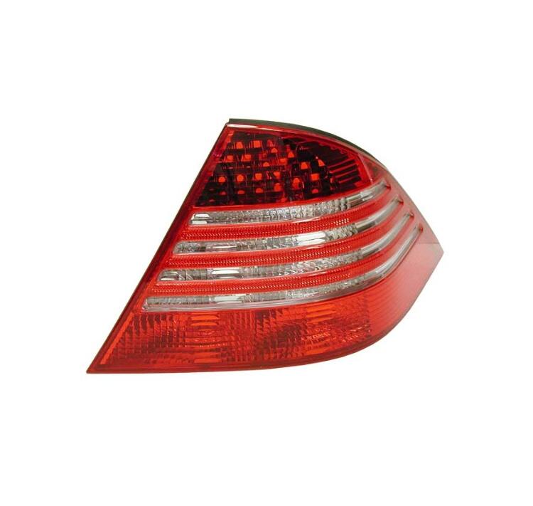 Mercedes Tail Light Lens – Passenger Right 2208202066 – ULO 729802