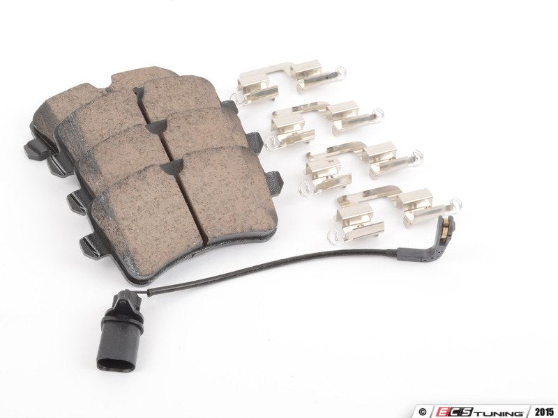 Rear Euro Ceramic Brake Pad Set