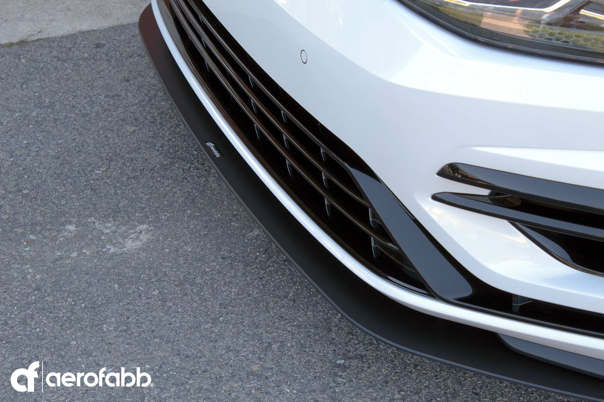 V2 Front Splitter (VW MK7.5 GOLF R)