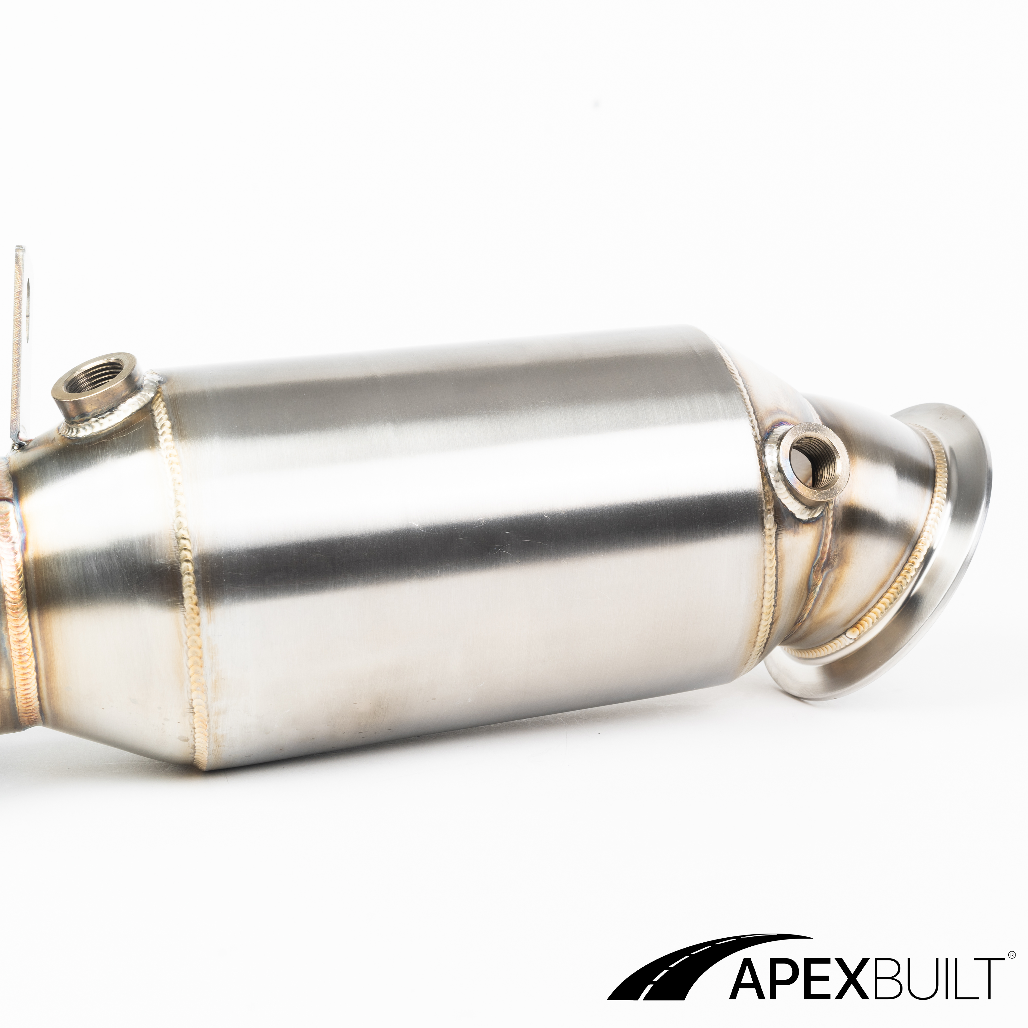 ApexBuilt® BMW F01/F06/F10/F15 N55 High-Flow Catted Downpipe (EWG/4")(2013-18)