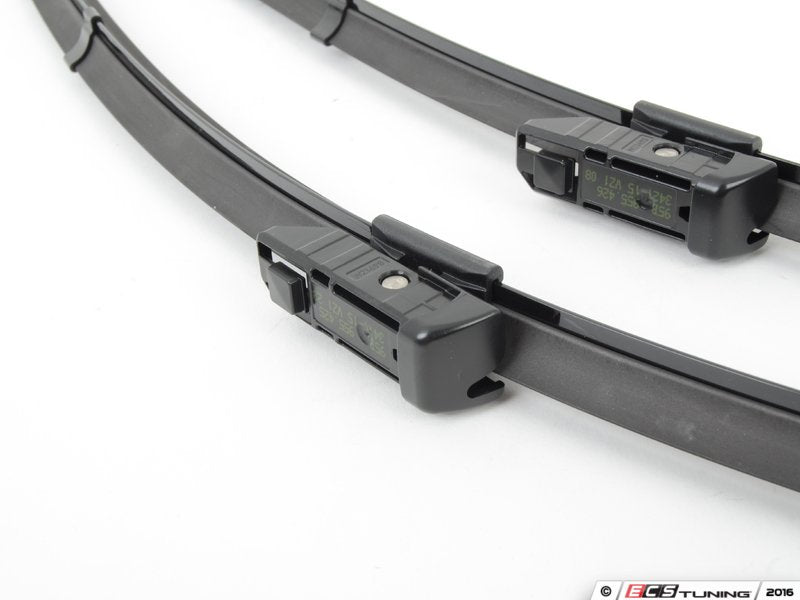 Wiper Blade Set