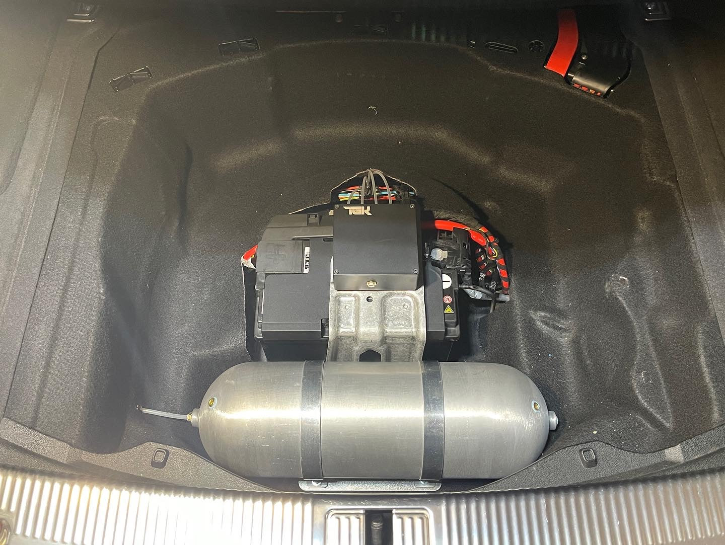 Audi D4 Air Tank Upgrade