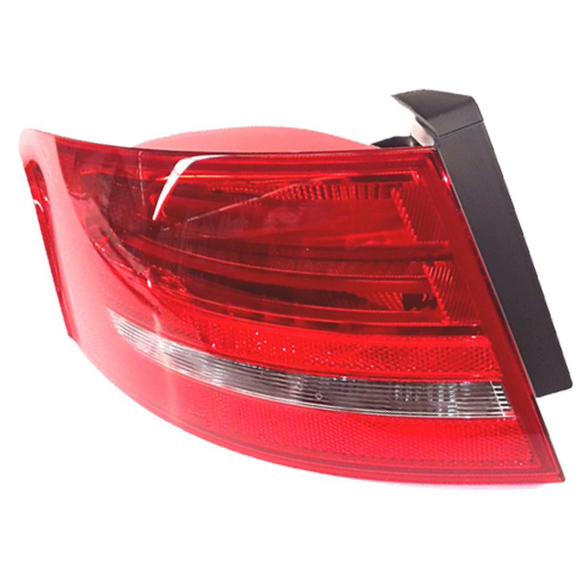 Tail Light Assembly – Driver Side