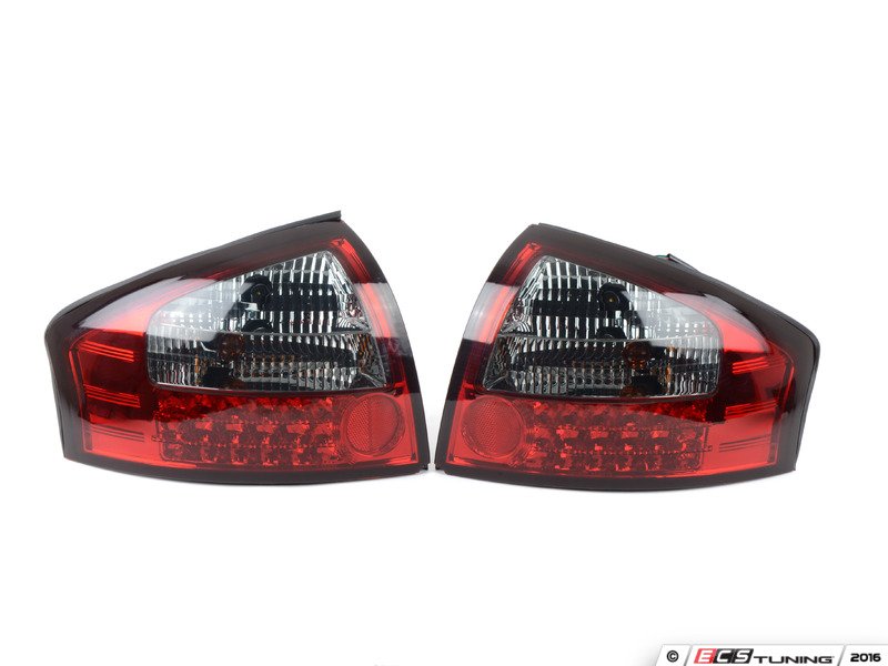 LED Tail Light Set - Red/Smoked