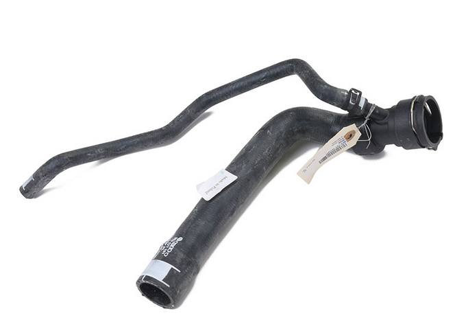 Audi Engine Coolant Hose 8E0121101 – Hutchinson 9098