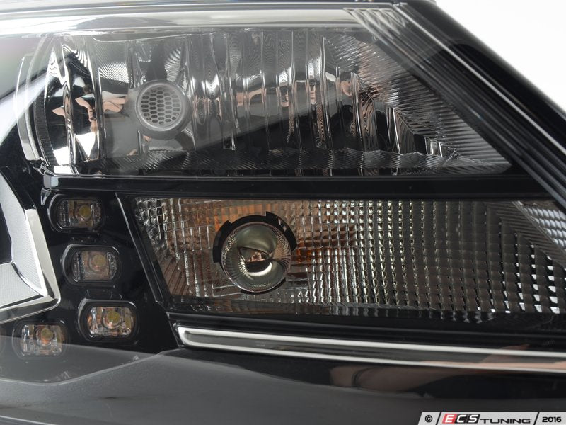 HID Headlight Assembly - Right