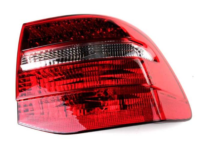 Tail Light Assembly – Passenger Side