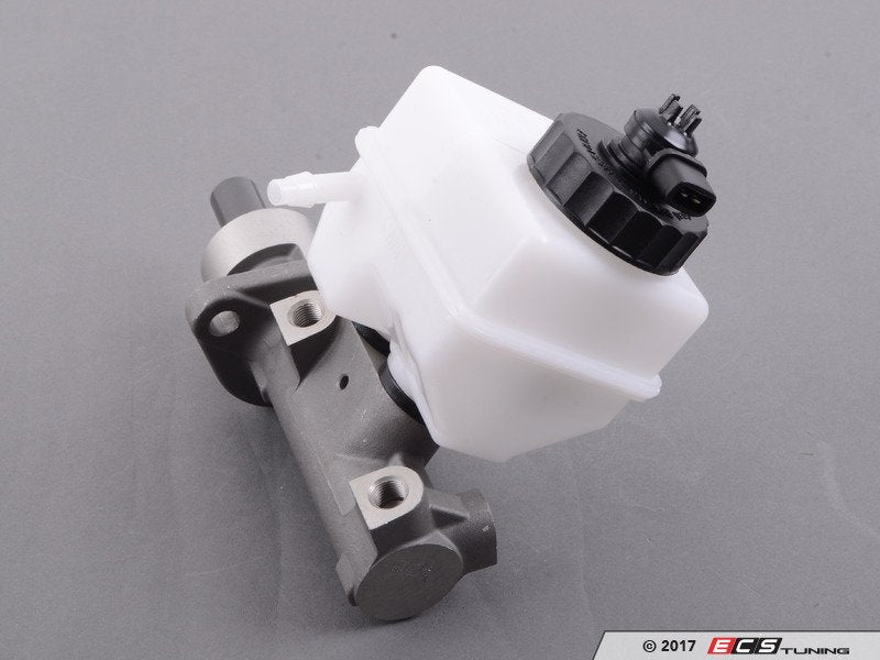 Brake Master Cylinder - With Reservoir (22.2mm Diameter)