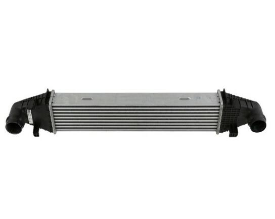 Mercedes Intercooler 2045000100 – Nissens 96535