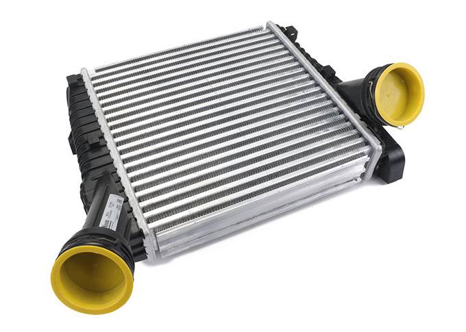 Audi Porsche Intercooler – Passenger Side 7P0145804B – Nissens 96611