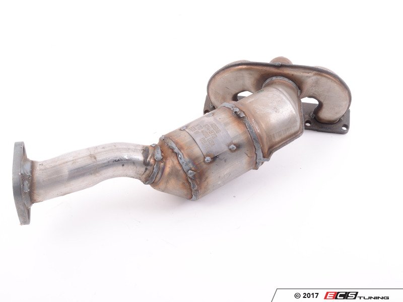 Rear Exhaust Manifold With Catalytic Converter