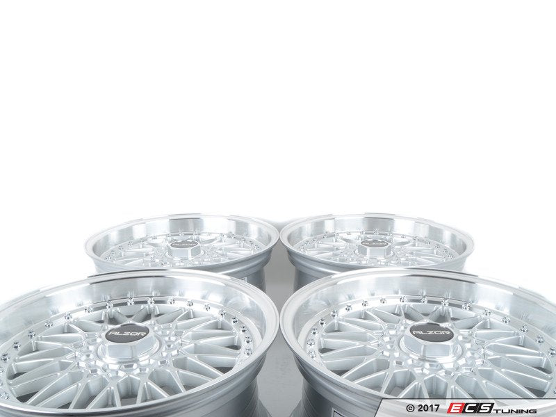 18" Style 010 Wheels - Square Set Of Four