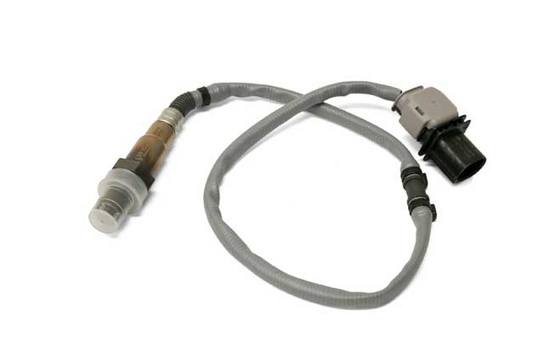 Porsche Oxygen Sensor – Front Driver Side 97060612301