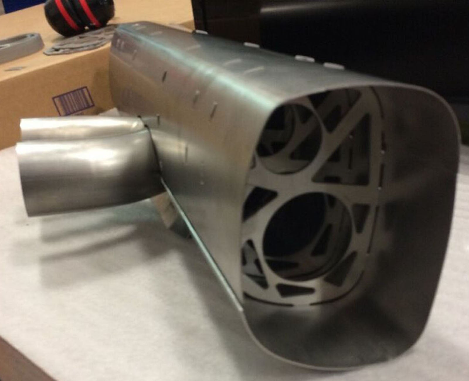 991.1/991.2 GT3/GT3RS Lifetime Center Muffler