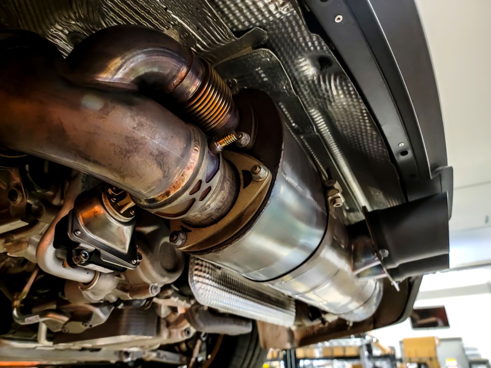 992 GT3 Exhaust: Valved Cat-Back Exhaust System (Non-EU Version)