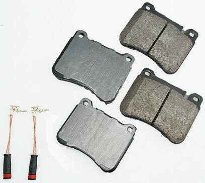 Mercedes Disc Brake Pad Set – Front (w/ Sport Package) 004420512041 – Akebono Euro Ultra-Premium EUR1121