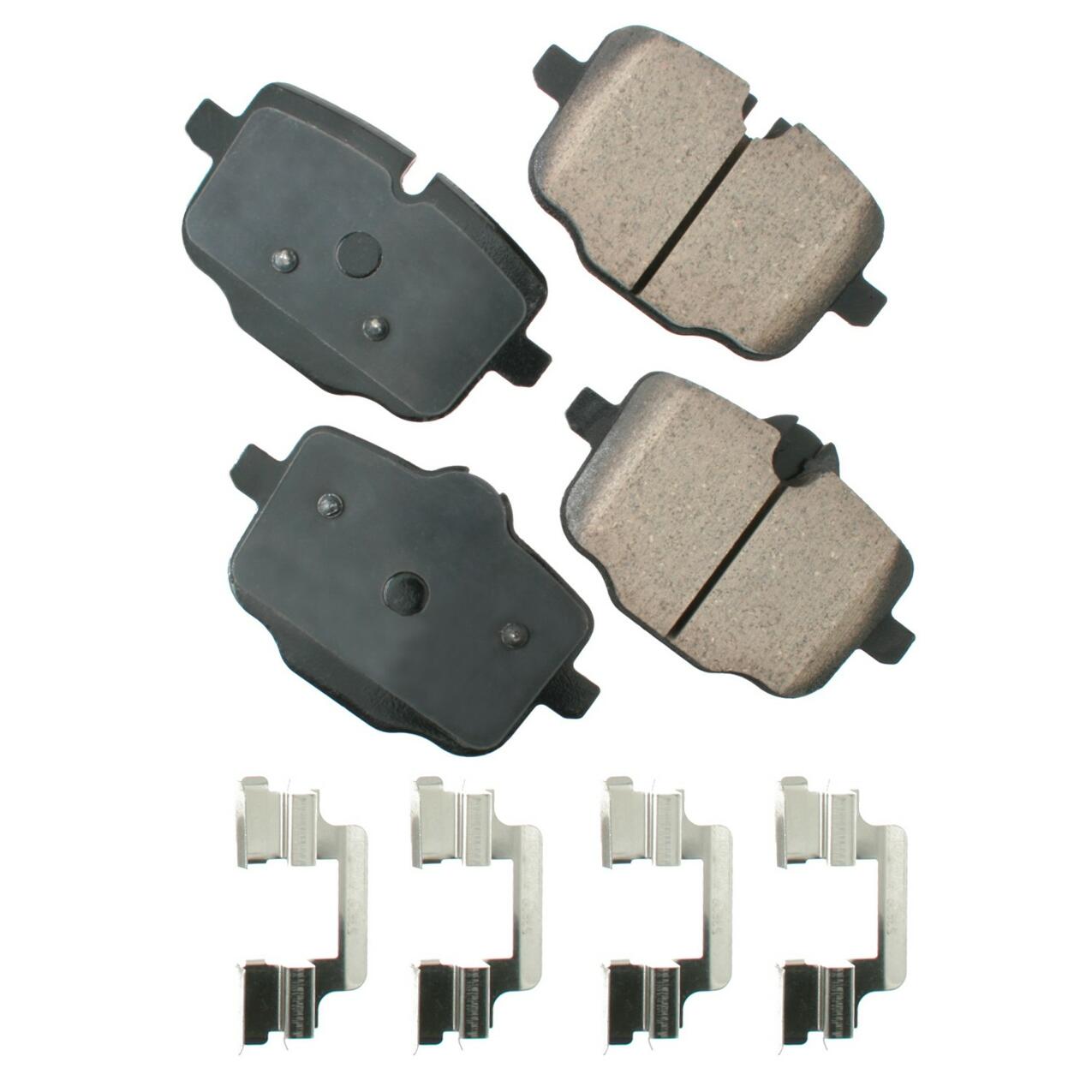 BMW Disc Brake Pad Set – Rear (Ceramic) (EURO) 34216857805 – Akebono Euro Ultra-Premium EUR1469