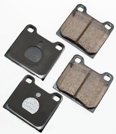 Mercedes Porsche Disc Brake Pad Set – Rear 271824 – Akebono Euro Ultra-Premium EUR31