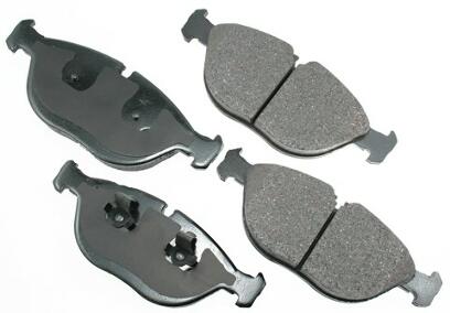 BMW Mercedes Disc Brake Pad Set – Front 8N0698151D – Akebono Euro Ultra-Premium EUR682