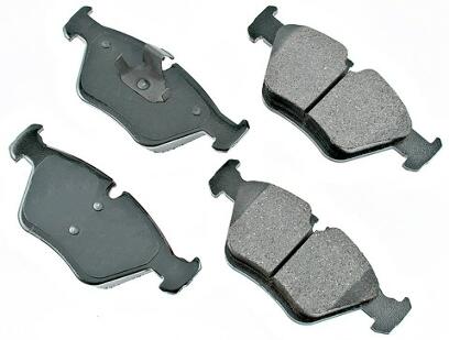 BMW Disc Brake Pad Set – Front (Ceramic) (EURO) 34116779652 – Akebono Euro Ultra-Premium EUR946