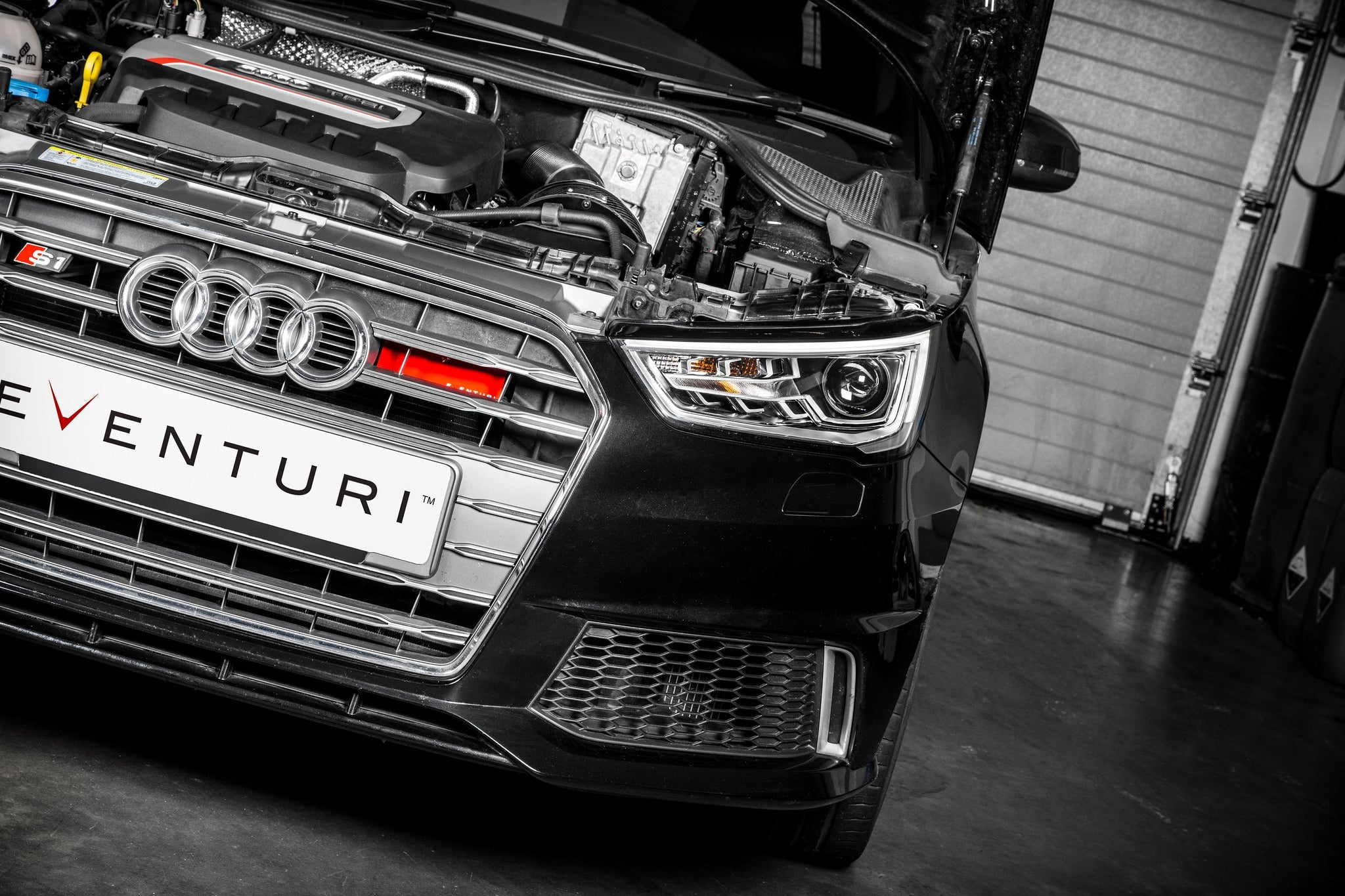 Eventuri Audi 8X S1 Carbon Intake System