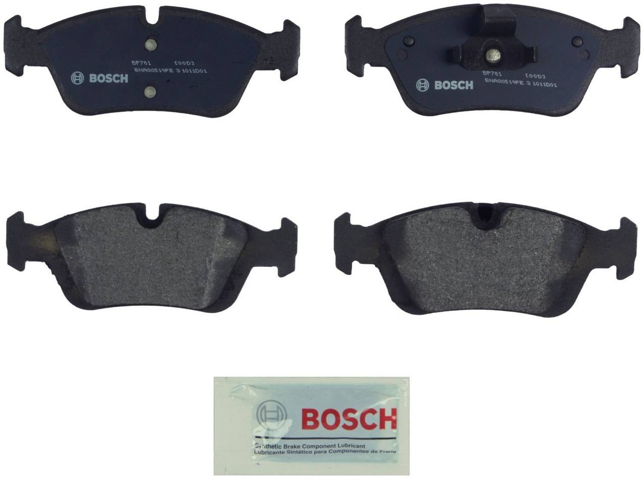 BMW Disc Brake Pad and Rotor Kit – Front (300mm) (Drilled) (Semi-Metallic) – Bosch QuietCast 34116864058